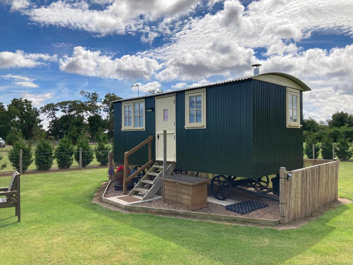 The Hawthorn Shepherds Hut Eyemouth Dış mekan fotoğraf
