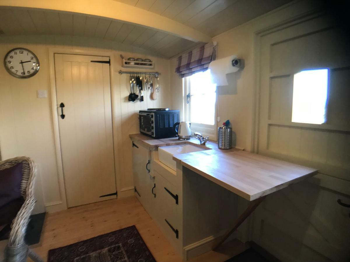 The Hawthorn Shepherds Hut Eyemouth Dış mekan fotoğraf