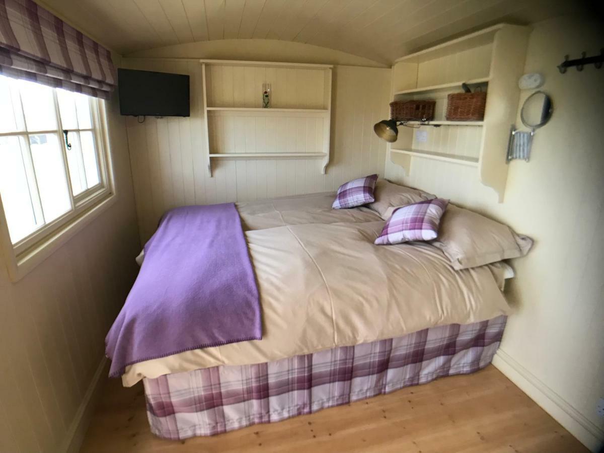 The Hawthorn Shepherds Hut Eyemouth Dış mekan fotoğraf