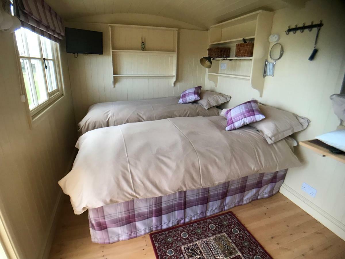 The Hawthorn Shepherds Hut Eyemouth Dış mekan fotoğraf